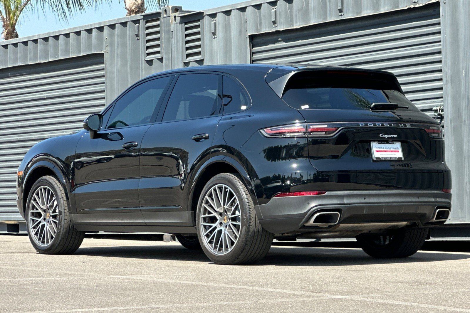 Certified 2023 Porsche Cayenne AWD/4WD image 3