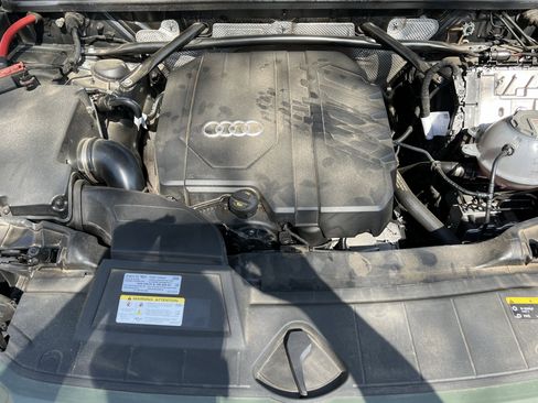 Used 2023 Audi Q5 2.0T Premium w/ Convenience Package image 36