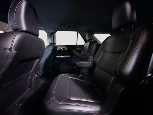 Used 2023 Ford Explorer XLT w/ Equipment Group 202A RWD image 25