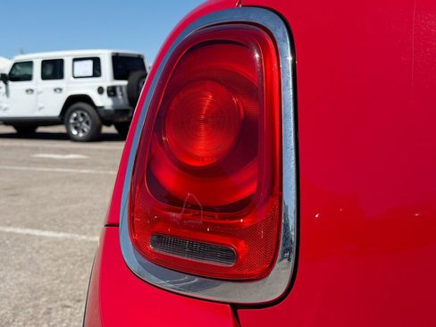 Used 2019 MINI Cooper Signature w/ Signature Upholstery Package image 10