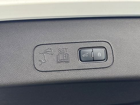 Used 2023 Lincoln Aviator Black Label image 13