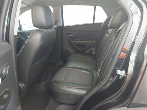 Used 2019 Chevrolet Trax LT w/ LT Convenience Package AWD/4WD image 10