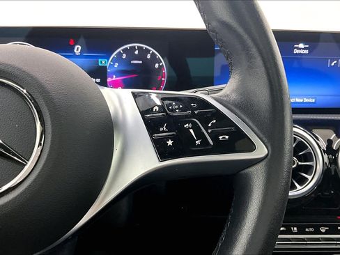 Used 2025 Mercedes-Benz CLA 250 image 22