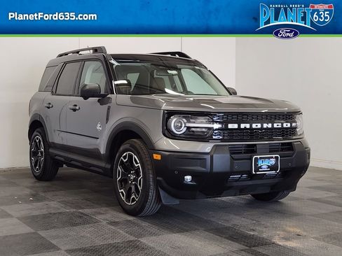New 2025 Ford Bronco Sport Outer Banks w/ Outer Banks Tech Package+ AWD/4WD image 2