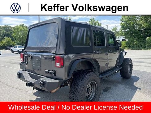 Used 2016 Jeep Wrangler Unlimited Sport AWD/4WD image 5