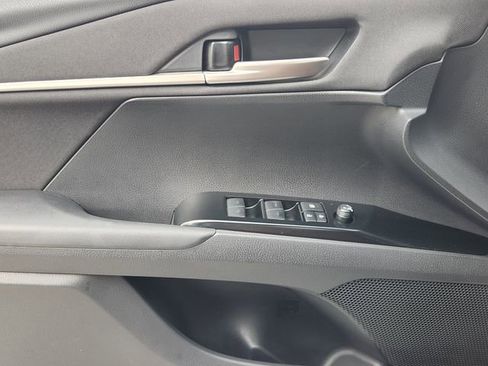 Used 2026 Toyota Camry LE w/ Convenience Package image 17