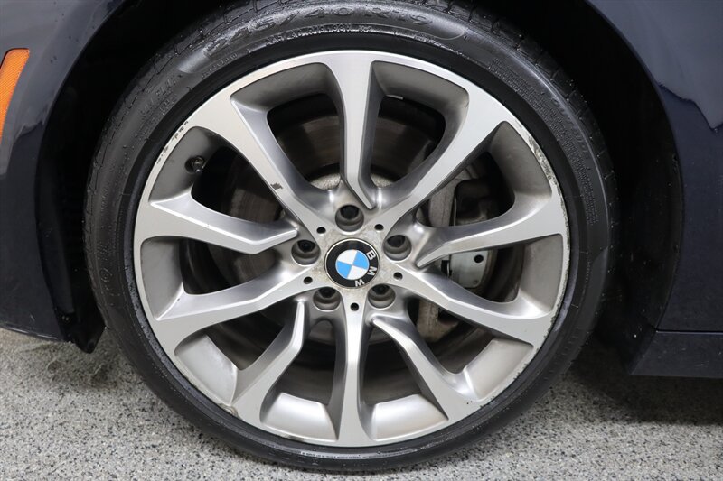 Used 2016 BMW 535i xDrive Sedan AWD/4WD image 29