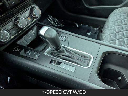 Certified 2025 Nissan Kicks SV image 16