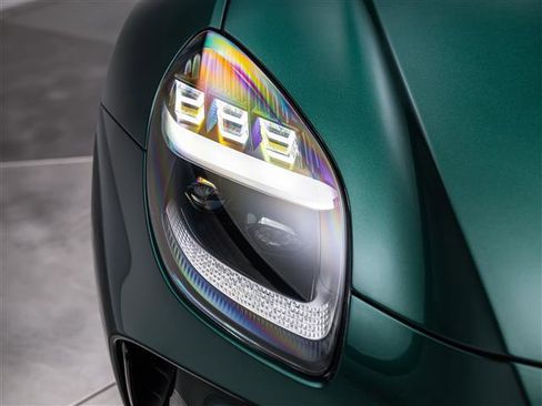 New 2026 Aston Martin V8 Vantage Convertible image 15