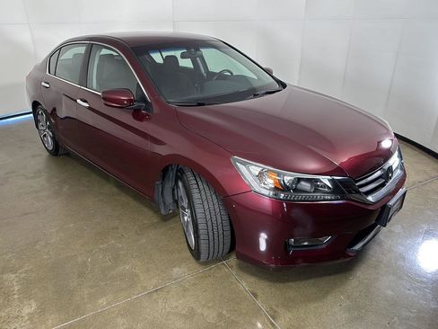 Used 2013 Honda Accord Sport image 7