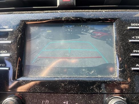 Used 2018 Toyota Camry SE image 13