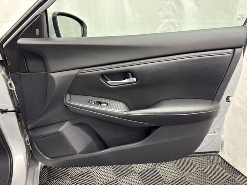 Used 2021 Nissan Sentra S image 32