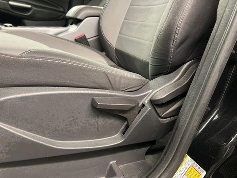 Used 2013 Ford C-MAX SE w/ Winter Pkg image 26