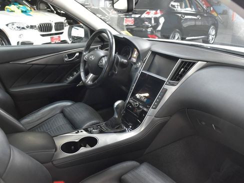 Used 2017 INFINITI Q50 Sport AWD/4WD image 35