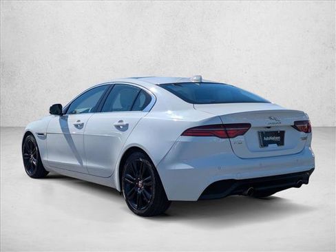 Used 2020 Jaguar XE S image 8