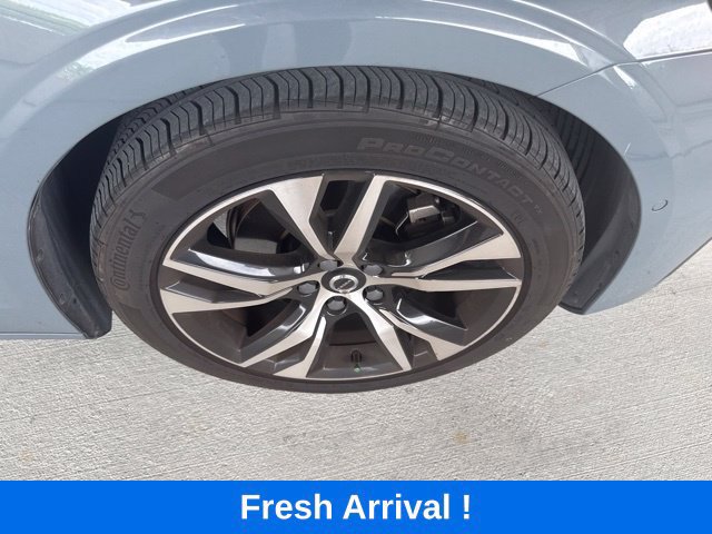 Used 2024 Volvo S60 B5 Plus FWD image 23