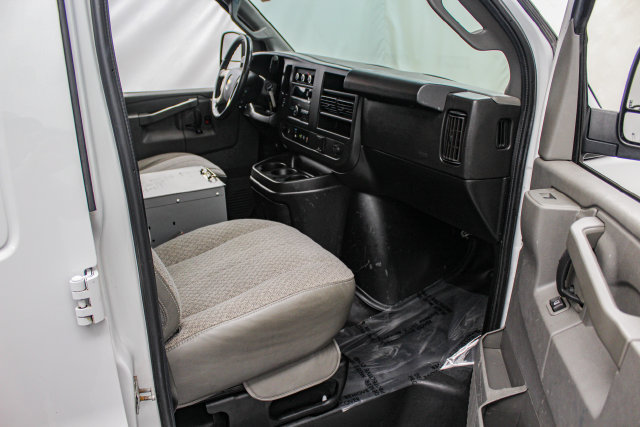 Used 2019 Chevrolet Express 3500 w/ Driver Convenience Package RWD image 19