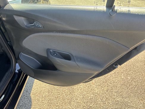 Used 2019 Chevrolet Cruze LT w/ Sun And Sound Package image 16