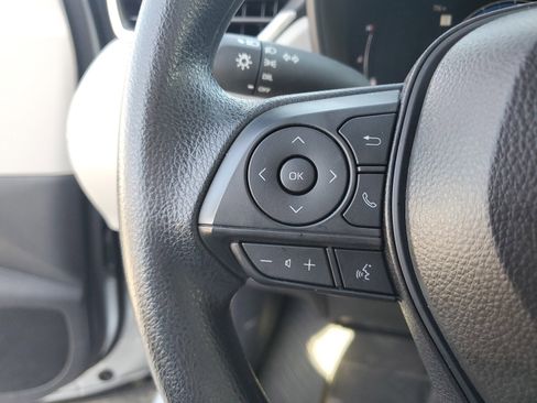 Used 2026 Toyota Corolla Cross L image 26