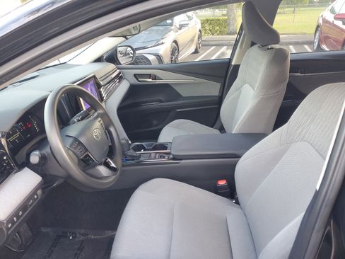 Certified 2025 Toyota Camry LE image 15