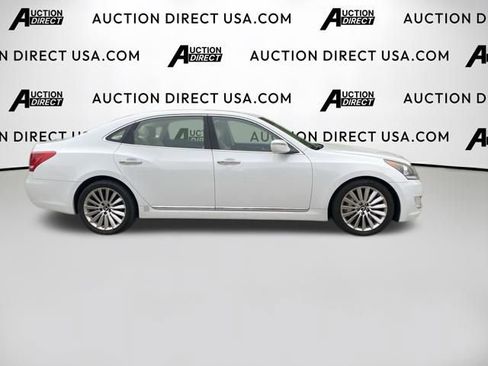 Used 2014 Hyundai Equus Signature RWD image 11