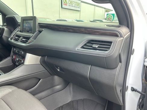 Used 2024 Chevrolet Tahoe LS image 26