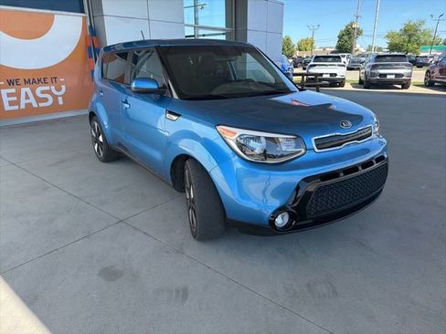 Used 2016 Kia Soul + w/ Designer's Package FWD image 7
