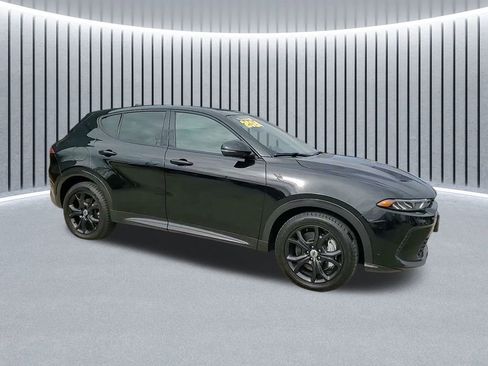 Used 2024 Dodge Hornet R/T Plus w/ R/T Blacktop Package image 3