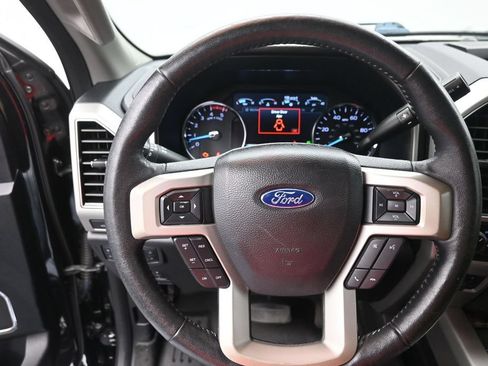 Used 2019 Ford F250 Lariat w/ Lariat Ultimate Package AWD/4WD image 6