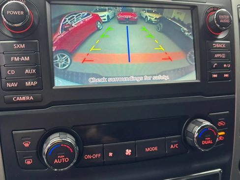 Used 2017 Nissan Titan SV RWD image 31
