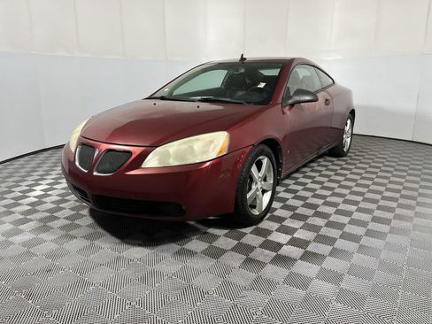 Used 2008 Pontiac G6 GT w/ Premium Package FWD image 4