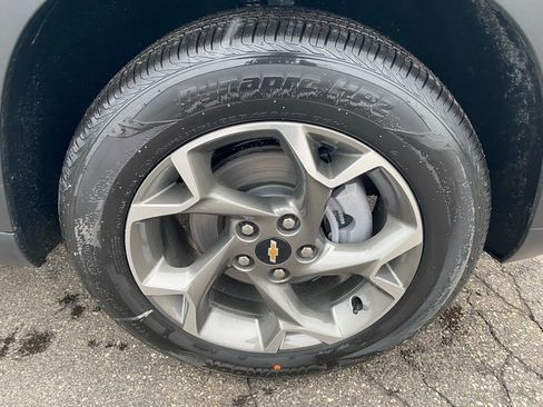 New 2026 Chevrolet Trax LT w/ Sunroof Package image 27