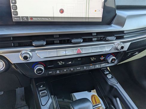 Used 2024 Kia Telluride S w/ S Sunroof Package image 26