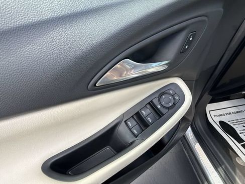 Used 2023 Buick Encore GX Preferred w/ Cold Weather Comfort Package FWD image 21