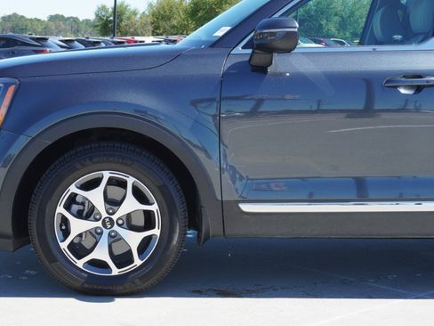 Used 2020 Kia Telluride EX image 10