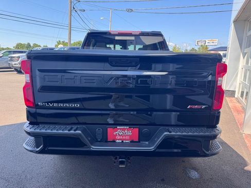 Used 2022 Chevrolet Silverado 1500 RST w/ Convenience Package II AWD/4WD image 6
