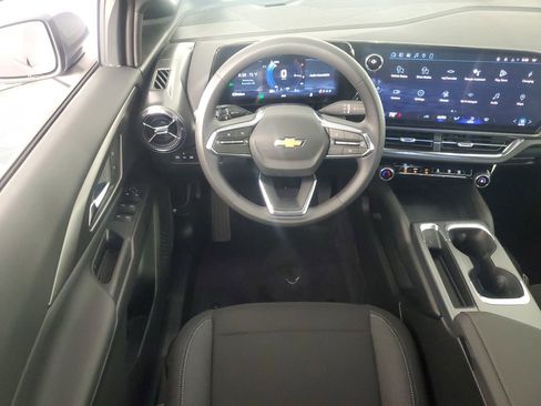 New 2026 Chevrolet Equinox EV LT image 14