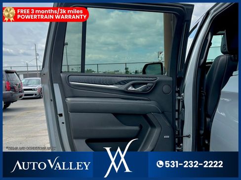 Used 2024 GMC Yukon XL Denali w/ Advanced Technology Package AWD/4WD image 23