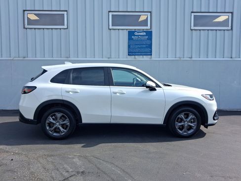 Used 2026 Honda HR-V LX image 9