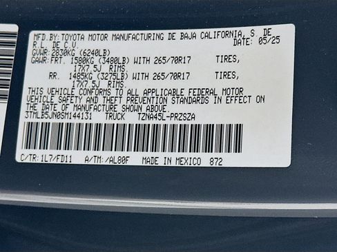 Used 2025 Toyota Tacoma TRD Off-Road image 12