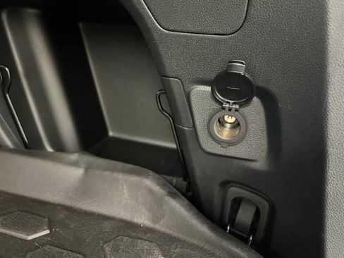 Used 2023 Subaru Outback Premium image 36