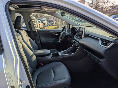Used 2023 Toyota RAV4 XLE Premium AWD/4WD image 11