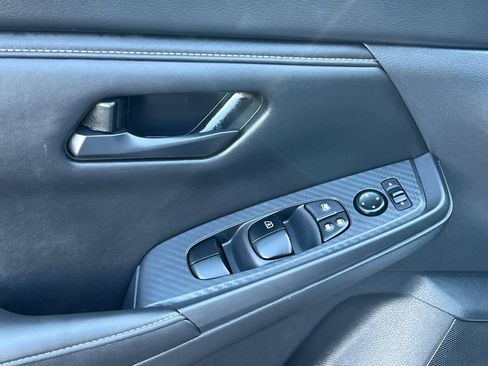 Certified 2025 Nissan Sentra S image 13