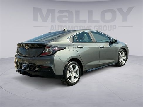 Used 2017 Chevrolet Volt LT w/ Comfort Package image 7
