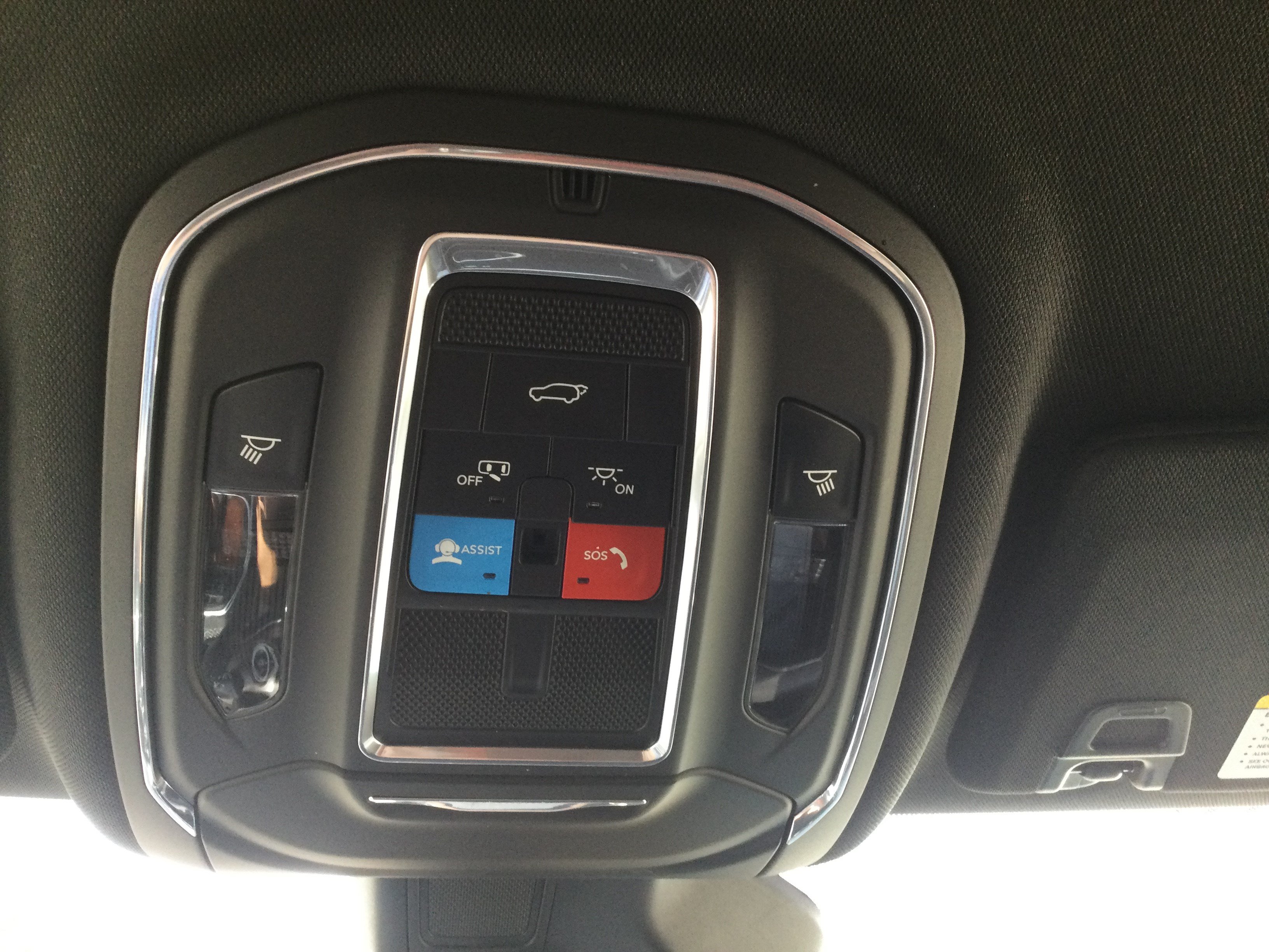 Used 2024 Jeep Grand Cherokee L Limited AWD/4WD image 12