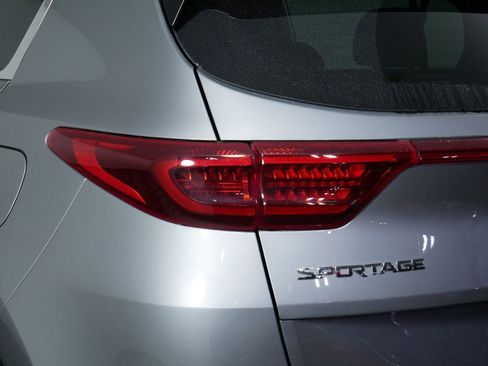 Certified 2020 Kia Sportage SX image 12