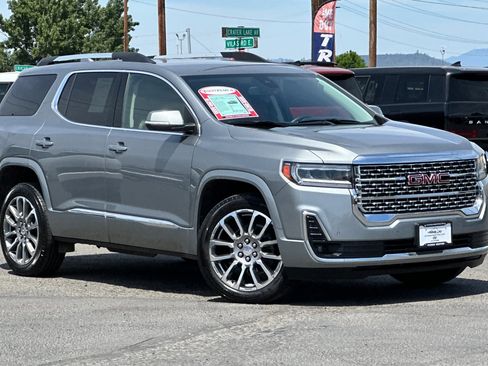 Used 2023 GMC Acadia Denali FWD image 2