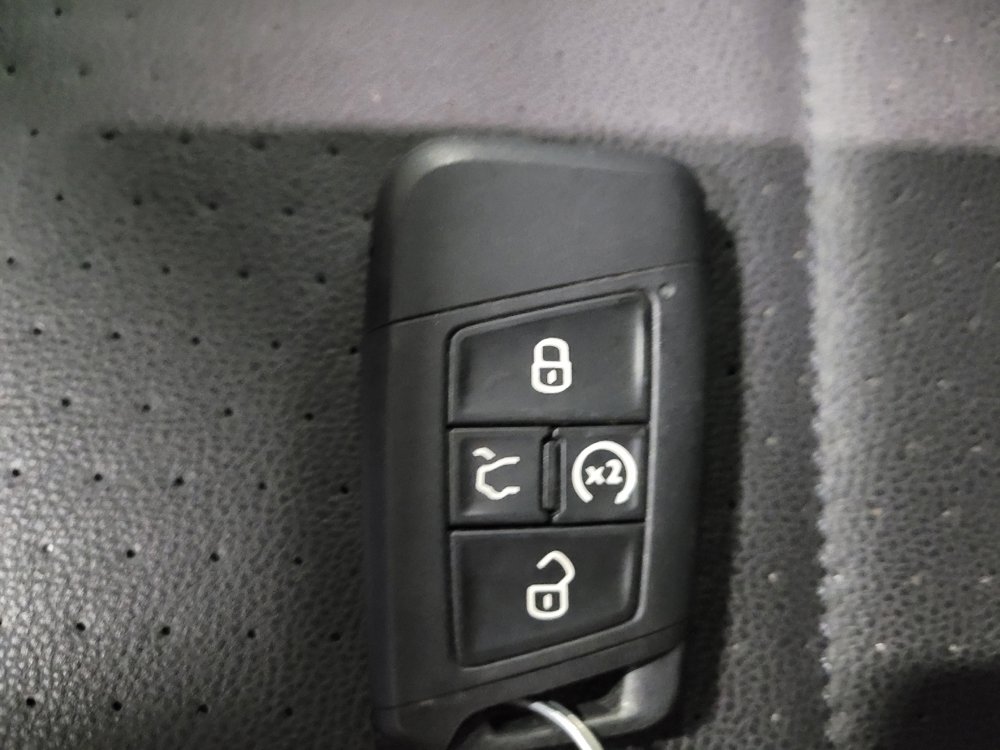 Used 2021 Volkswagen Jetta SEL FWD image 32
