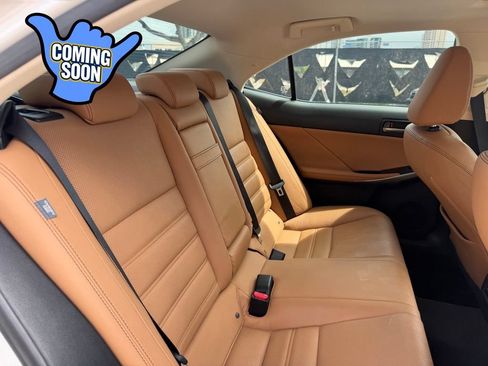 Used 2017 Lexus IS 200t RWD image 15
