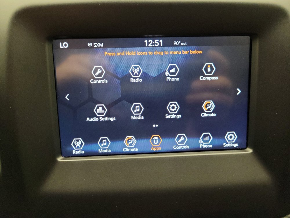 Used 2018 Jeep Compass Latitude w/ Popular Equipment Group AWD/4WD image 25